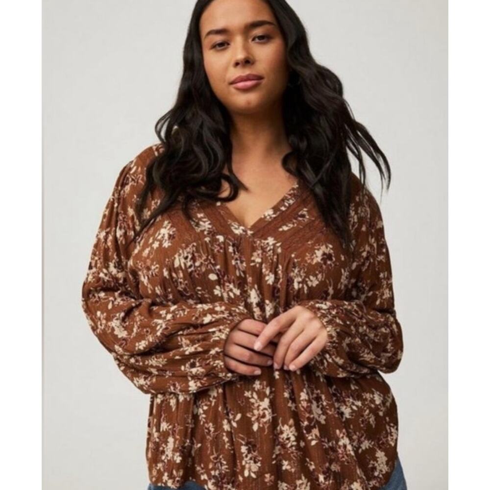 NWT Torrid Gauze Lace Inset Boho Top Brown Floral Size 1X 14-16 V Neck Blouse